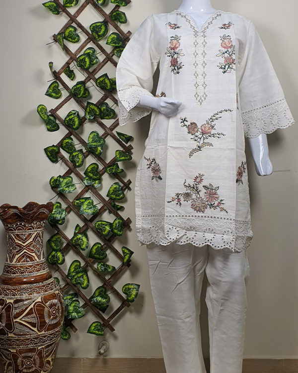 SUM-25012 (White)